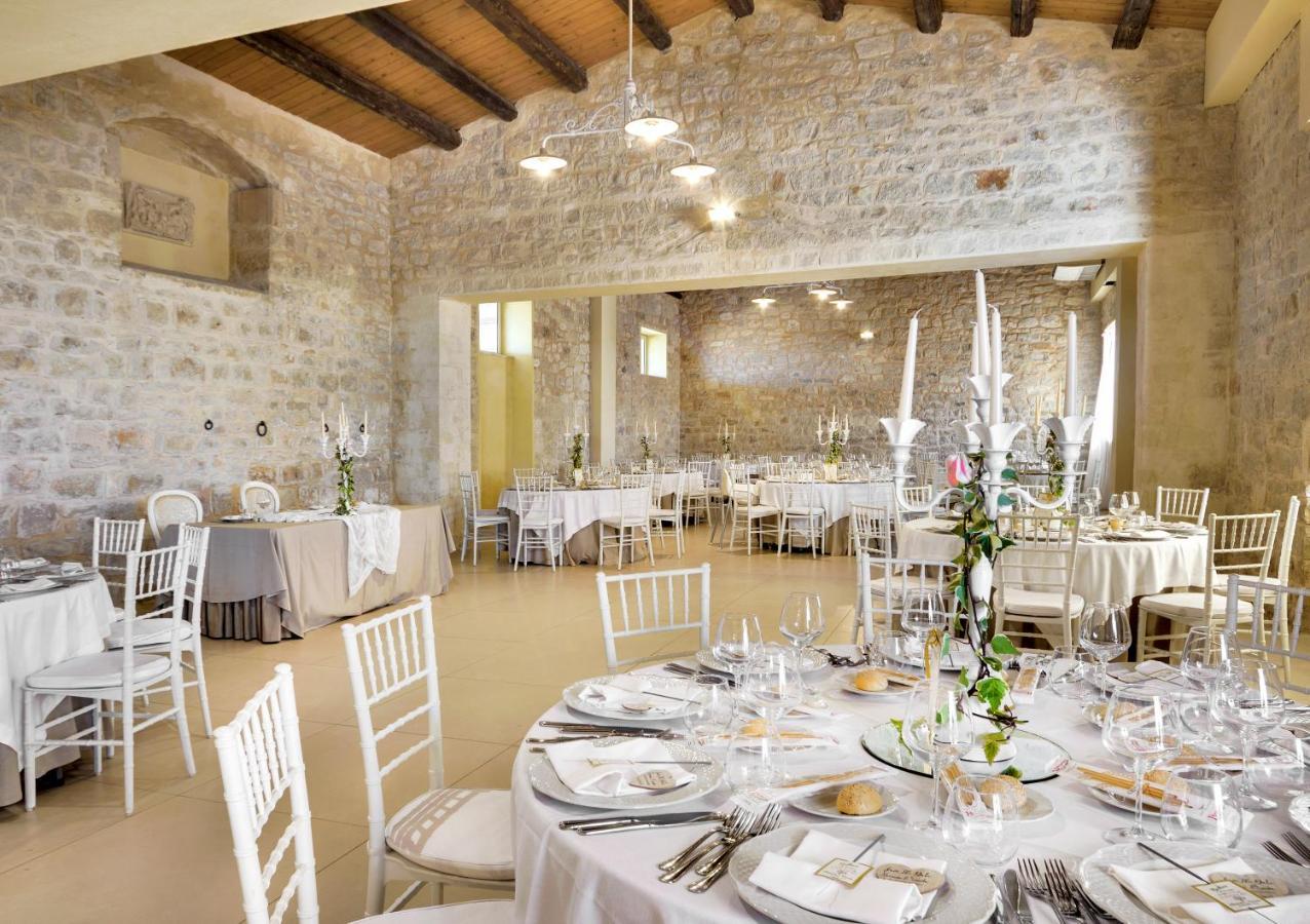 Torre Del Mare Hotel Испика Екстериор снимка