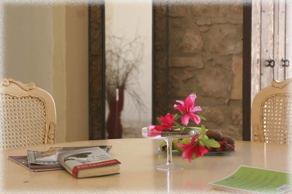 Torre Del Mare Hotel Испика Екстериор снимка